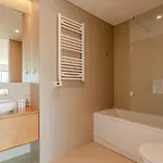 Stylish With Balcony & Garage By Hostwise