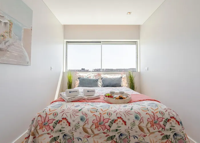 Апартаменты Stylish With Balcony & Garage By Hostwise *